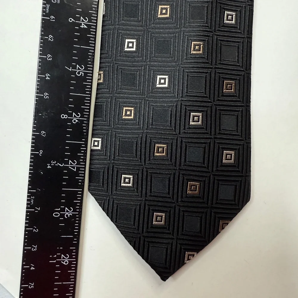 Michael Kors Necktie 100% Silk‎ Black Geometric
